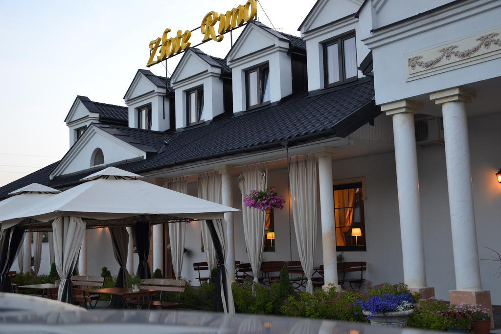 Hotel&Restauracja Zlote Runo Góra Kalwaria Exteriér fotografie