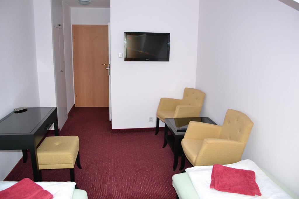 Hotel&Restauracja Zlote Runo Góra Kalwaria Pokoj fotografie